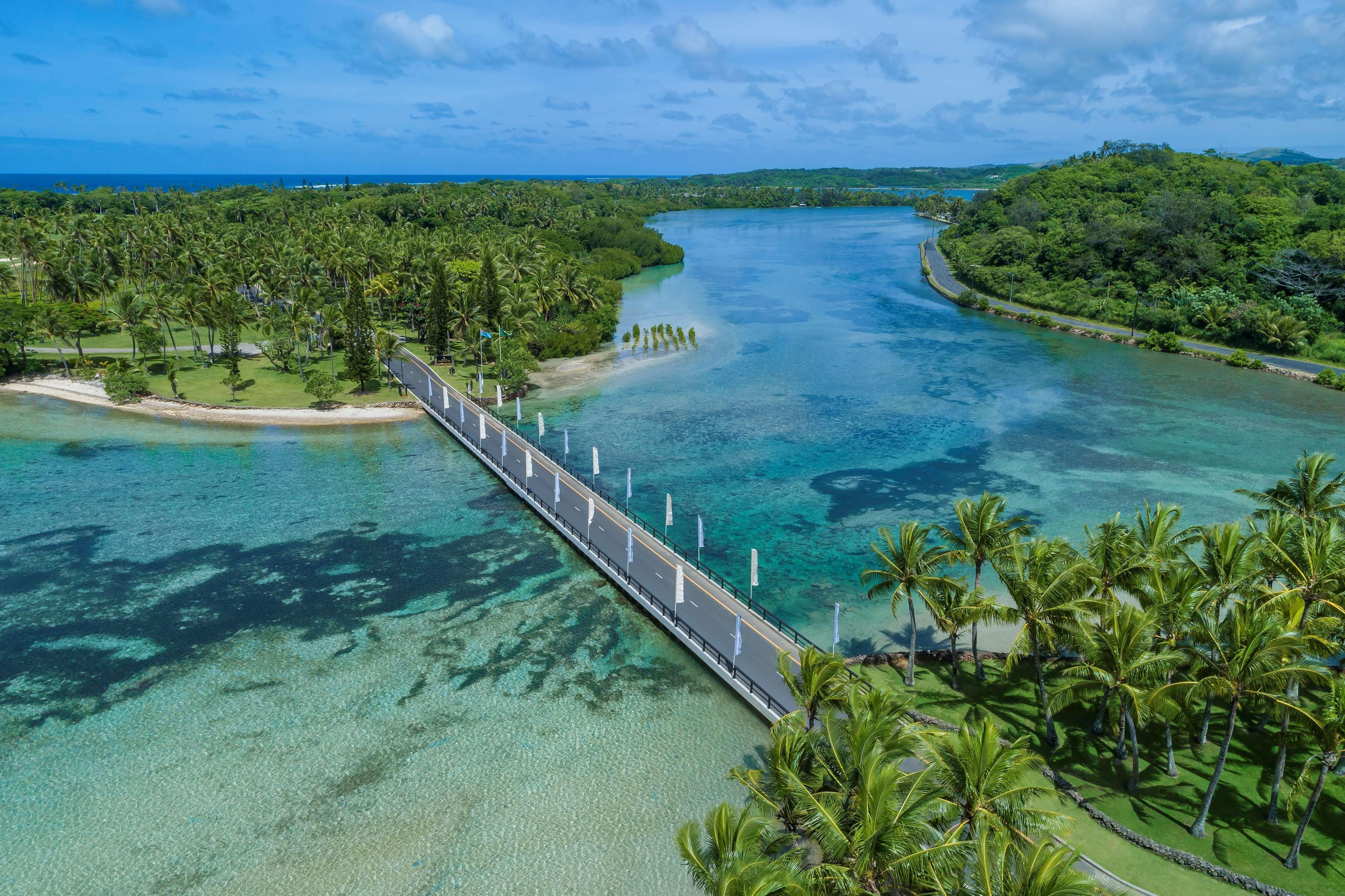 Shangri-La Yanuca Island, Fiji Voua Exterior foto The bridge over the lagoon
