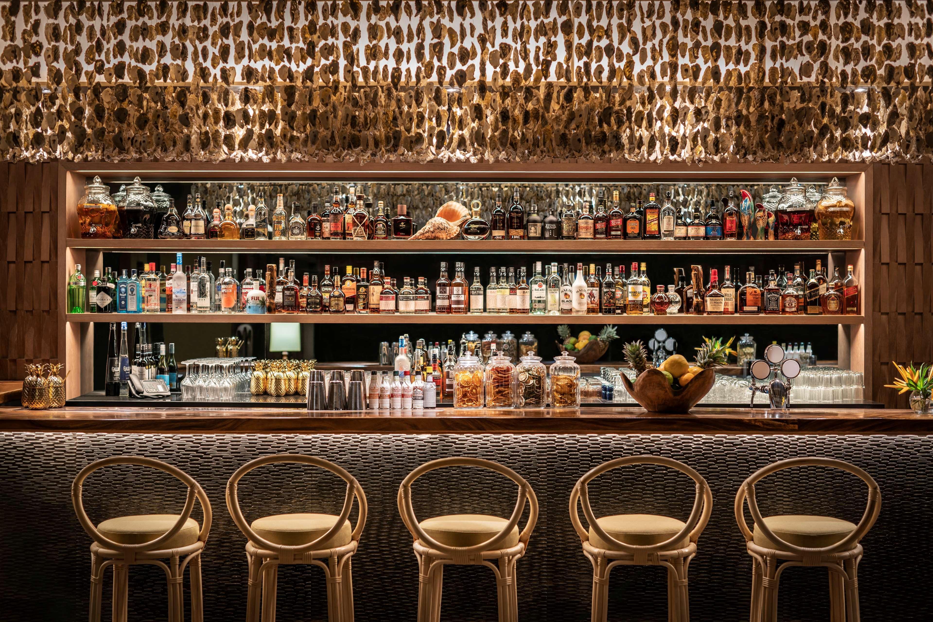 Shangri-La Yanuca Island, Fiji Voua Exterior foto The bar at the Mandarin Oriental Bar
